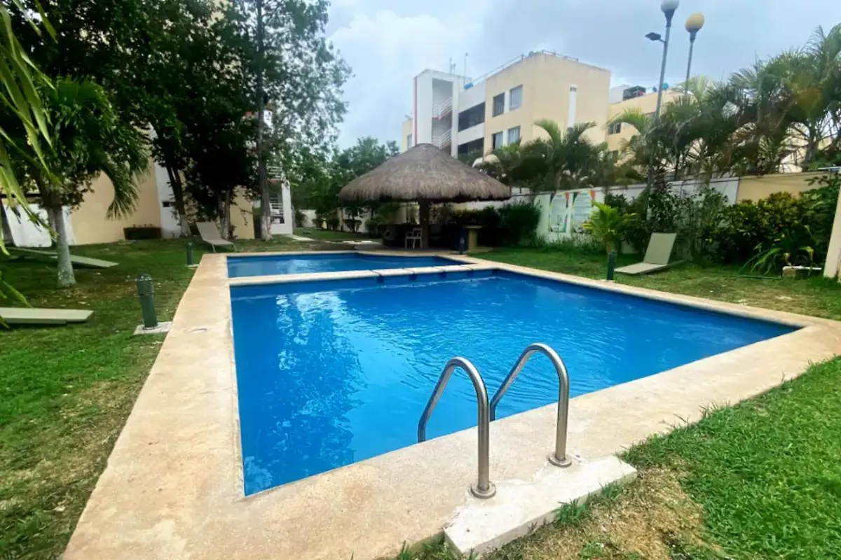 Comodo Y Accesible Departamento Con Piscina En Pdc Playa del Carmen
